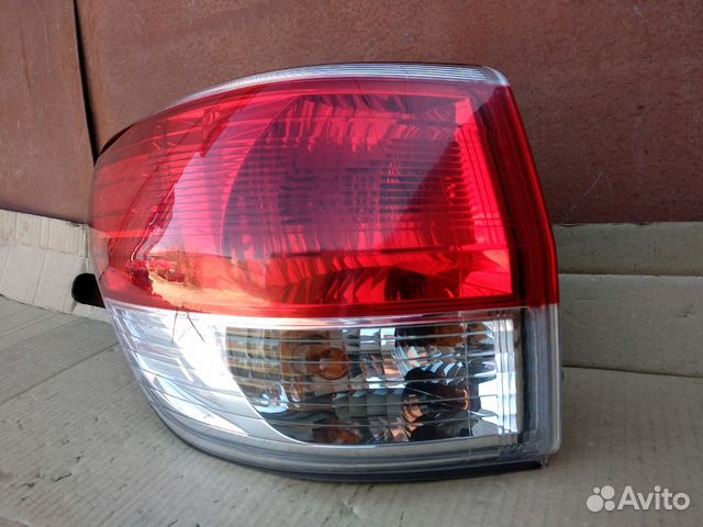 Фонарь Nissan Pathfinder 4 R52 левый оригинал