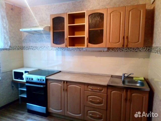 2-к квартира, 52 м², 1/10 эт.