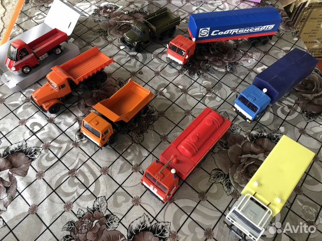 Модельки масштаб 1:43