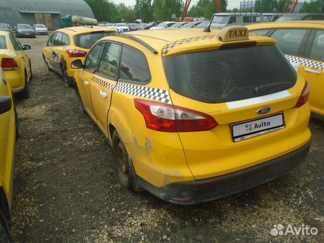 Ford Focus 1.6 МТ, 2014, битый, 100 000 км Ford Focus 1.6 МТ, 2014, битый, 100 000 км