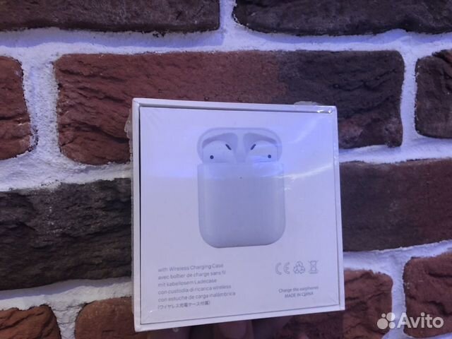 Airpods 2 с беспроводной зарядкой