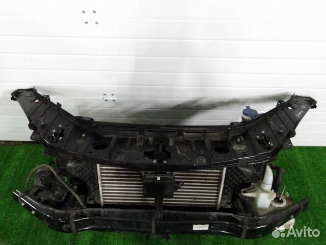 Панель радиаторов (Телевизор ) Mercedes-Benz