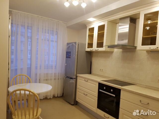 1-к квартира, 42 м², 10/24 эт.