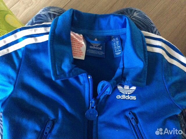 Спортивный костюм adidas Спортивный костюм adidas