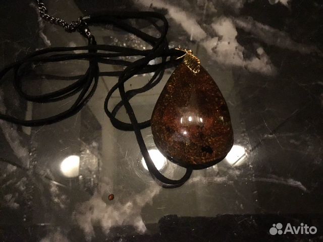 Кулон - янтарь - ручная работа Кулон - янтарь - ручная работа