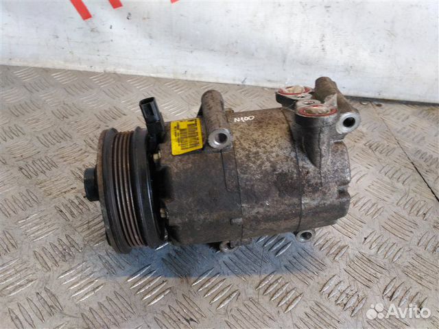 Компрессор кондиционера Ford Focus II 1.8 2009