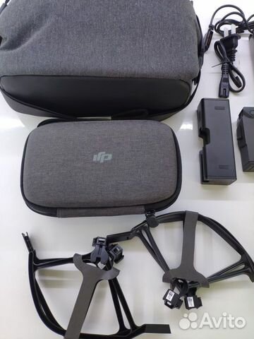 Продам DJI Mavic Air Fly More Combo Onyx Black Продам DJI Mavic Air Fly More Combo Onyx Black