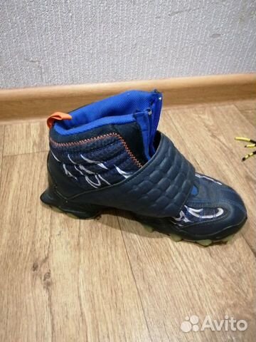 Кроссовки adidas фирменные Кроссовки adidas фирменные
