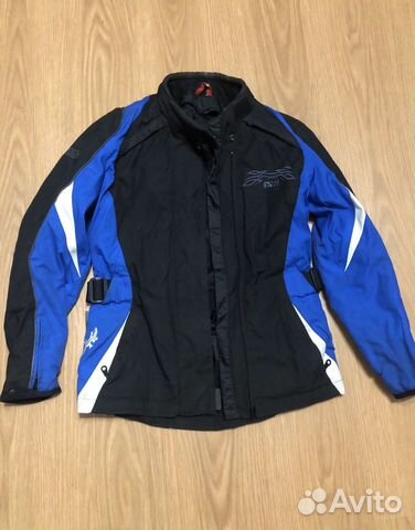 Мото-куртка женская