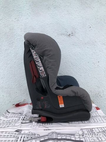 Автокресло romer DUO plus isofix (volkswagen) Автокресло romer DUO plus isofix (volkswagen)