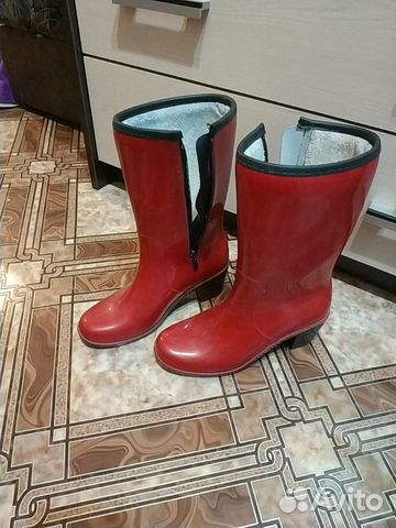 Сапоги резиновые, с утеплением, новые. Размер 37 Сапоги резиновые, с утеплением, новые. Размер 37