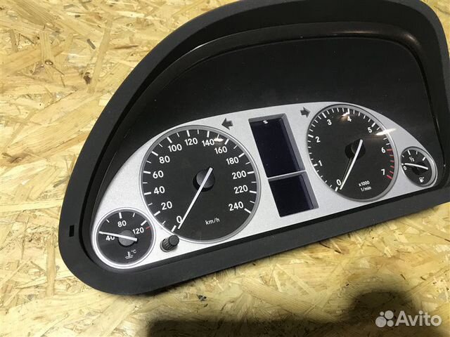 Панель приборов Mercedes-Benz B-Class W245 W245 Панель приборов Mercedes-Benz B-Class W245 W245