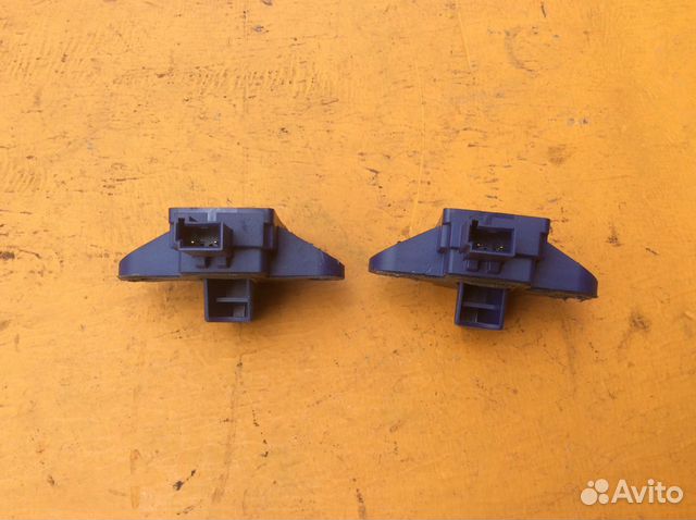 Датчик airbag удара Mercedes w212 W207 w218 E CLS Датчик airbag удара Mercedes w212 W207 w218 E CLS