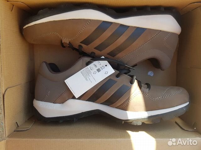 Кроссовки adidas Кроссовки adidas