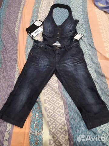Новый комбинезон джинсовый. размер 44