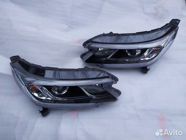 Фара левая / правая Honda CR-V 4 Фара левая / правая Honda CR-V 4