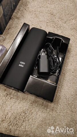 Электрическая зубная щетка Braun Oral-B Genius9000 Электрическая зубная щетка Braun Oral-B Genius9000