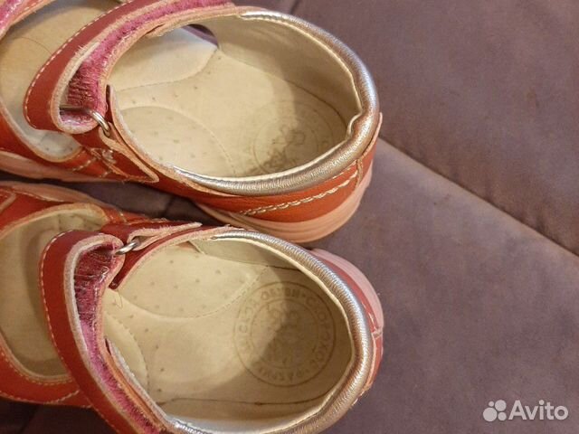 Босоножки на девочку фирмы Скороход р 26 Босоножки на девочку фирмы Скороход р 26