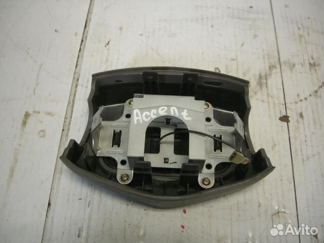 Hyundai Accent 2 00-12 Подушка в руль муляж Hyundai Accent 2 00-12 Подушка в руль муляж