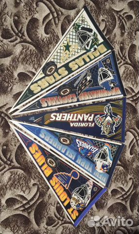 Коллекционные тарелки, пакеты, вымпела, монеты NHL Коллекционные тарелки, пакеты, вымпела, монеты NHL
