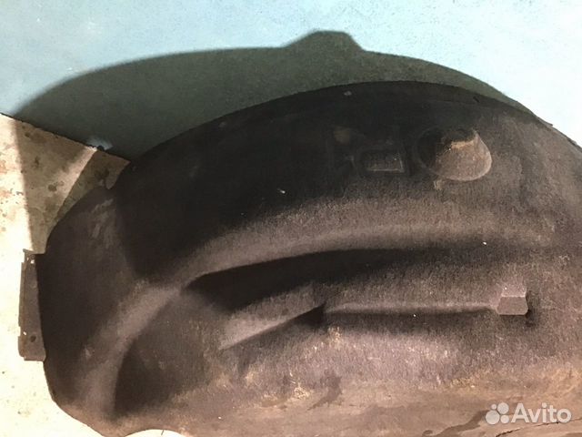 BMW X5 E70 подкрылок задний правый BMW X5 E70 подкрылок задний правый