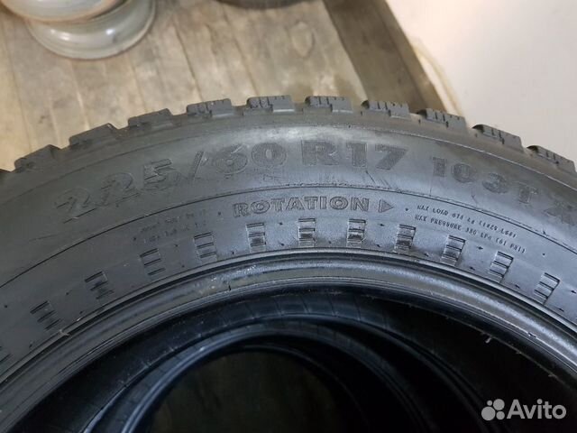 Комплект Зимний Резины Nokian Hakka 5 225/60/R17 Комплект Зимний Резины Nokian Hakka 5 225/60/R17