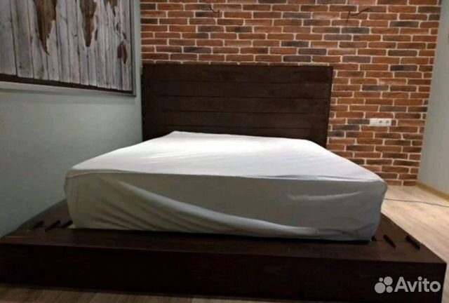 Кровать из массива. Стиль лофт