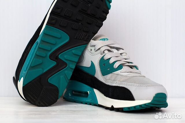 Кроссовки Nike Air Max 90 Essential Кроссовки Nike Air Max 90 Essential