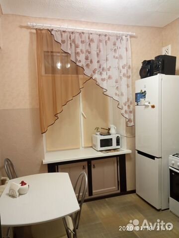 2-к квартира, 60 м², 4/4 эт.