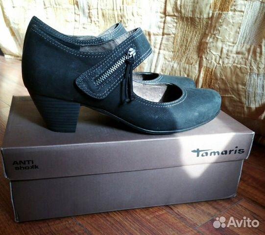Продам женские туфли