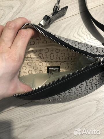 Сумка на пояс Guess оригинал новая
