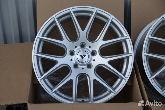 Комплект новых дисков R19 дизайн 3SDM 0.01 Серебро