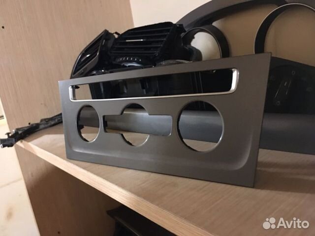 Накладка декоративная Volkswagen Golf 5G1 cjzb Накладка декоративная Volkswagen Golf 5G1 cjzb