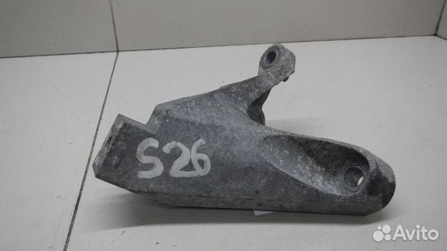 Кронштейн кпп левый Mazda Mazda 3 BK