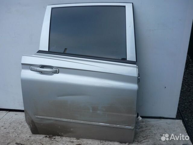 Дверь задняя правая SsangYong Дверь задняя правая SsangYong