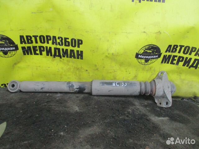 Амортизатор задний VW Passat CC Амортизатор задний VW Passat CC