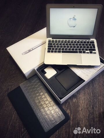 Apple MacBook Air 11 i5 1,6/128SSD/4Gb 2015г.в