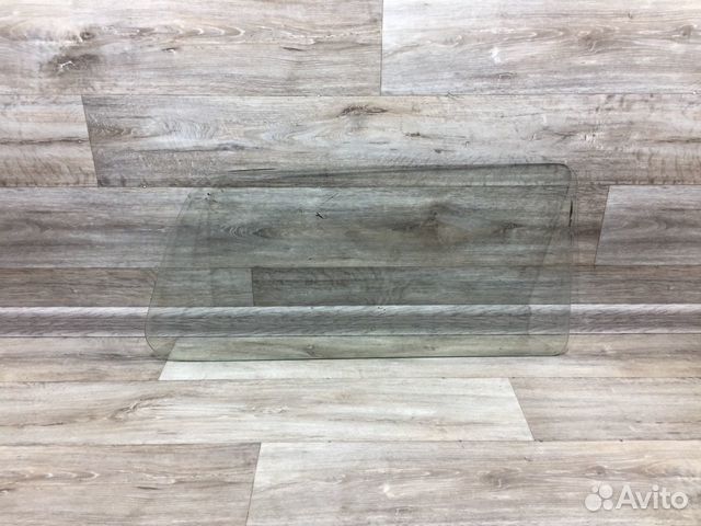 Стекло заднее правое (глухое в кузов) Нива 2121