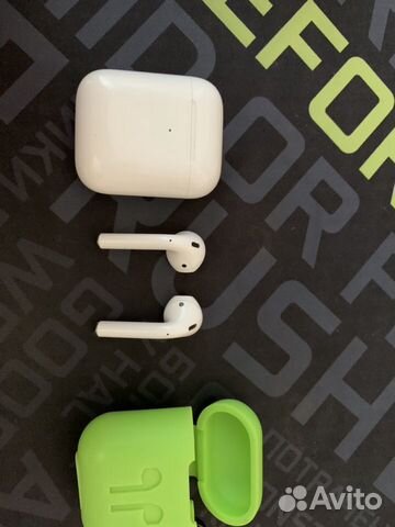 Airpods (Original) Airpods (Original)