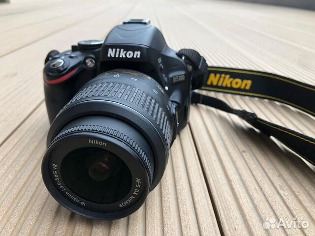 Зеркальный фотоаппарат Nikon D5100 Зеркальный фотоаппарат Nikon D5100