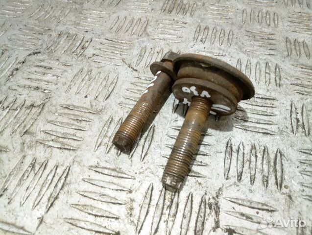 Болт подвески задний Toyota Camry V30 2azfe