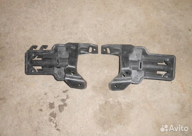 Рено Флюенс кранштейн форсунок омывателя