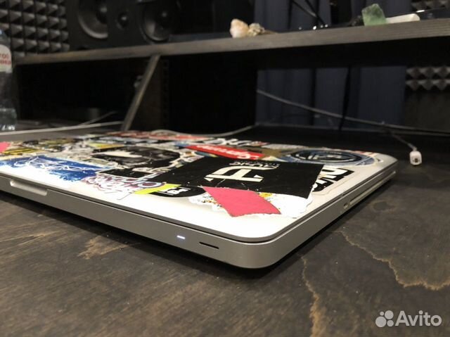 MacBook Pro late 2011, 4 ядра i7 2,4 GHz, 8 Gb RAM MacBook Pro late 2011, 4 ядра i7 2,4 GHz, 8 Gb RAM