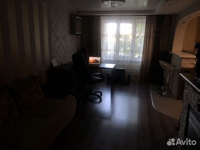 2-к квартира, 58 м², 1/10 эт.