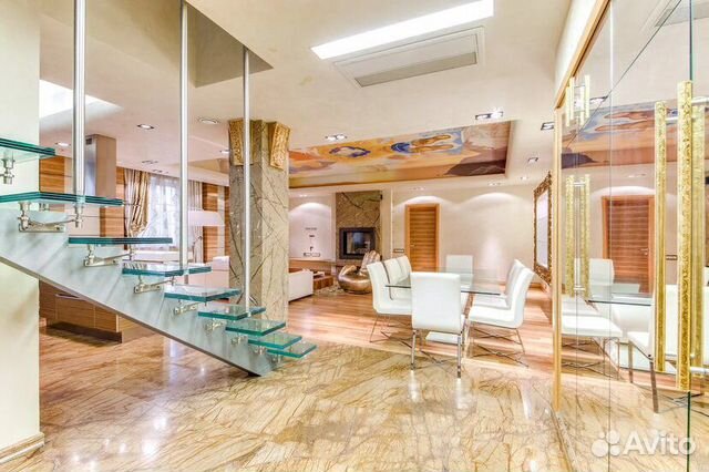 4-к квартира, 585 м², 3/3 эт.
