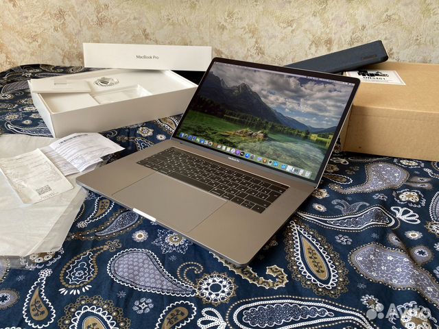 MacBook Pro 15 2018 512Gb на гарантии MacBook Pro 15 2018 512Gb на гарантии