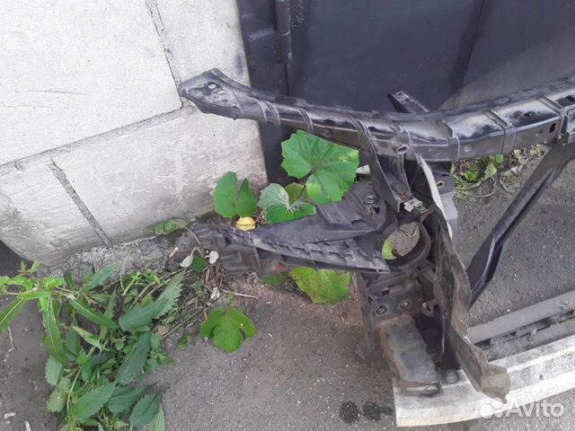 Панель передняя (телевизор) Audi Q7 4L 2005-2015