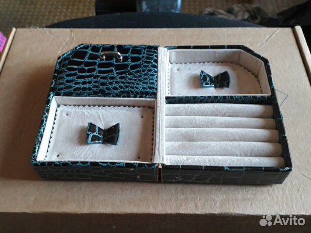 Шкатулка для украшений