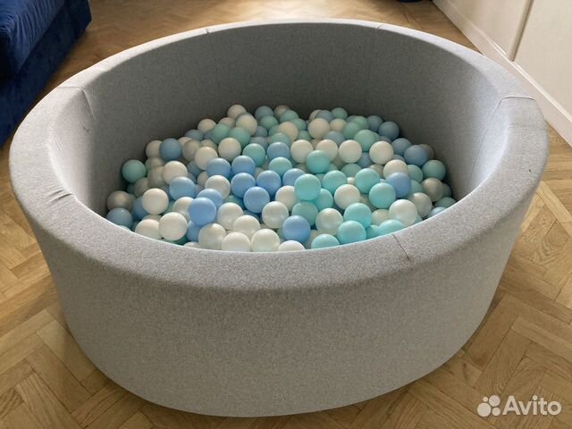 Сухой бассейн с шариками для детей