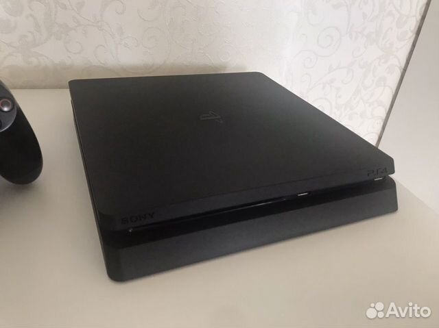 Sony PS4 500g + 6 игр Sony PS4 500g + 6 игр